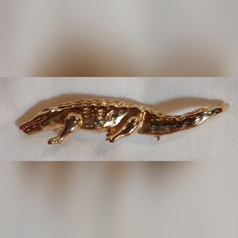 Alligator Gold Tone Brooch Pin